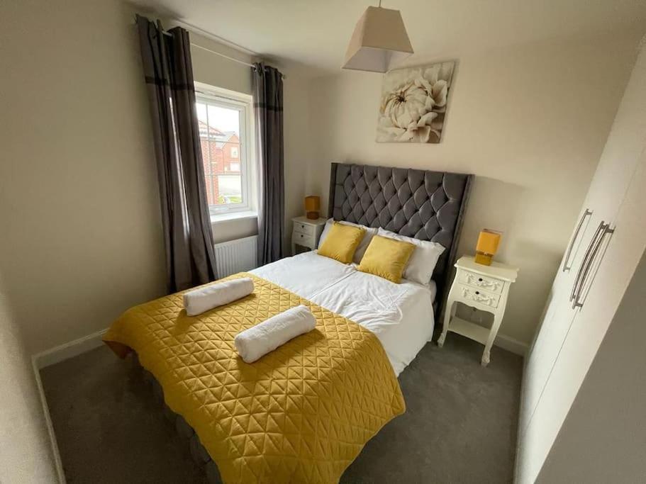 Villa Cozy 3 Bed Sasha House In Beeston Nottingham Exterior foto